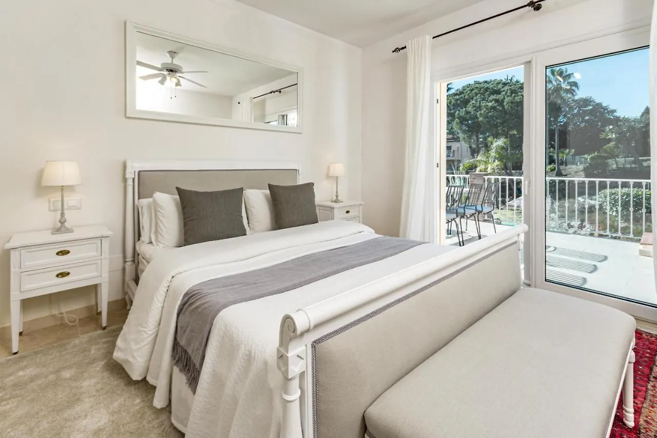 Lbp2- Family Apartment In Calm Area Families Only Marbella Spain